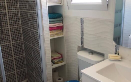 CASA EN VENTA EN EMPURIABRAVA SECTOR TRABUC  PUIGMAL E